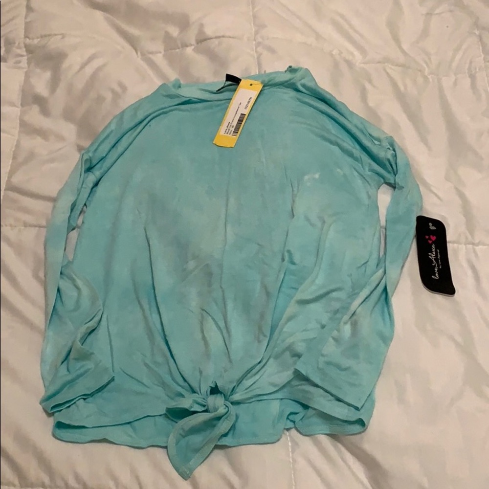 loose tie died long sleeve shirt